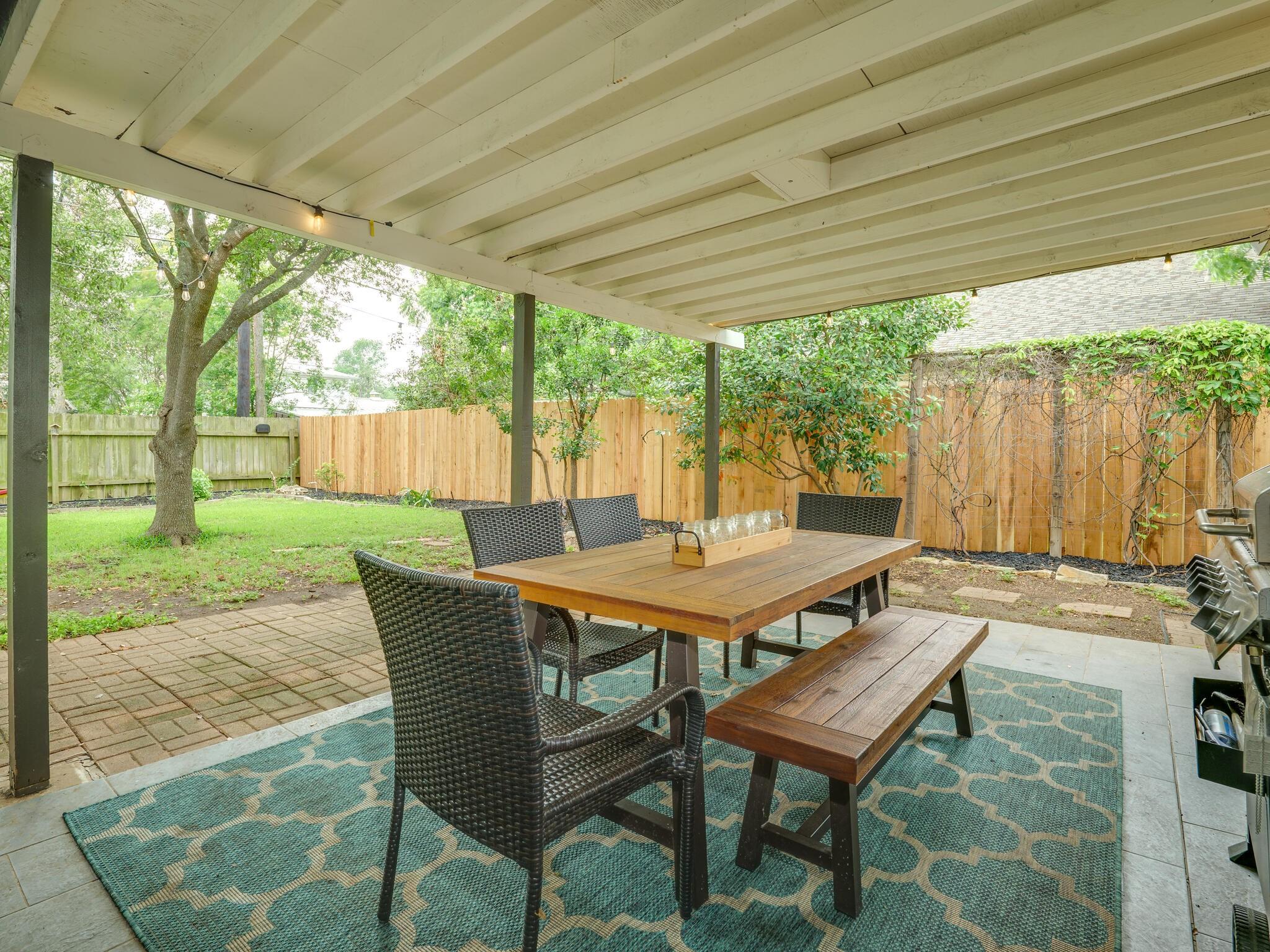 3203 Foster Ln, Austin, TX 78757