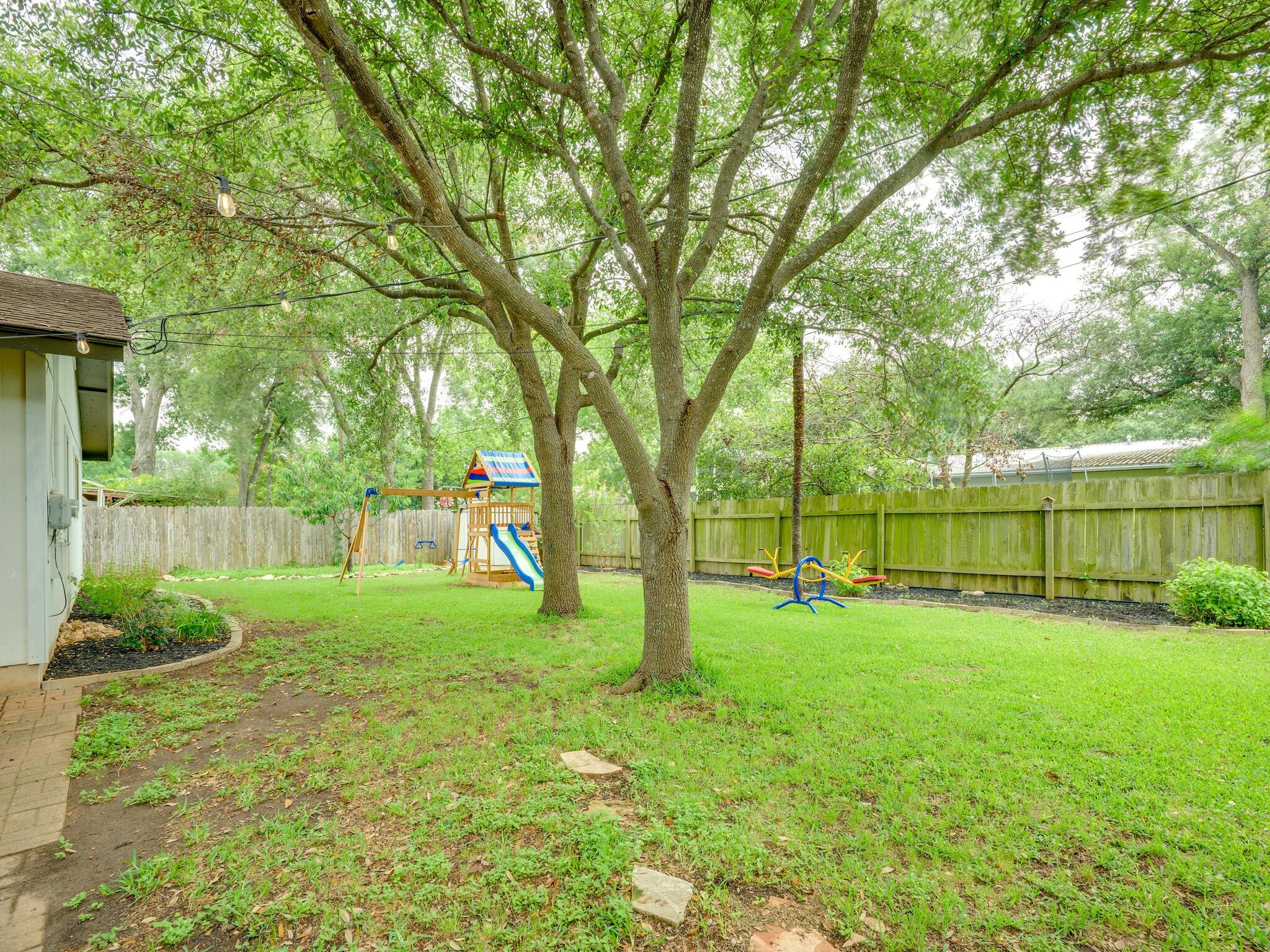 3203 Foster Ln, Austin, TX 78757