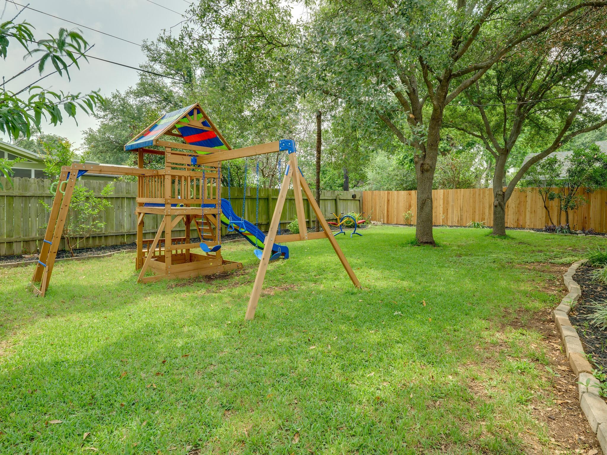 3203 Foster Ln, Austin, TX 78757