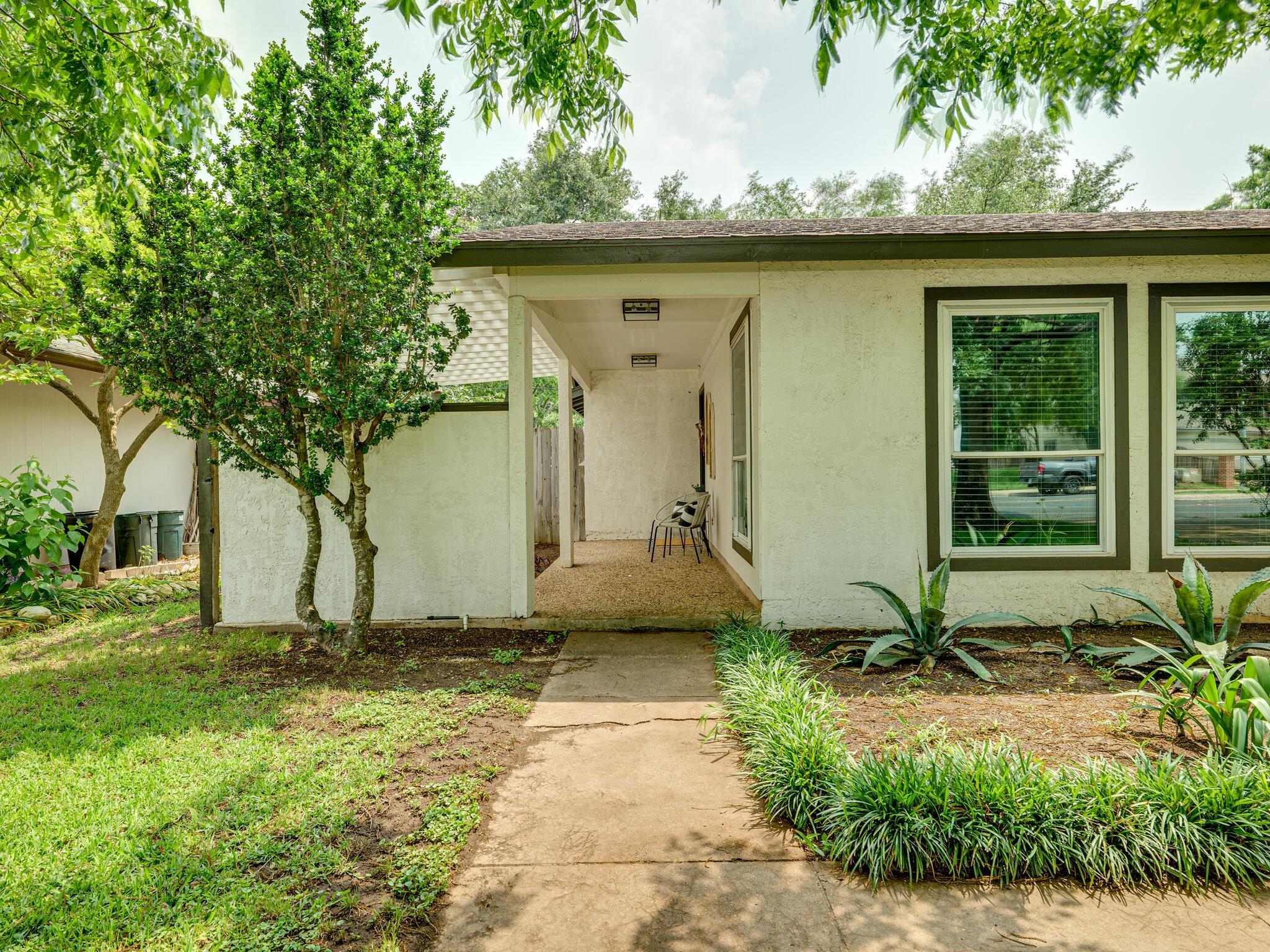 3203 Foster Ln, Austin, TX 78757