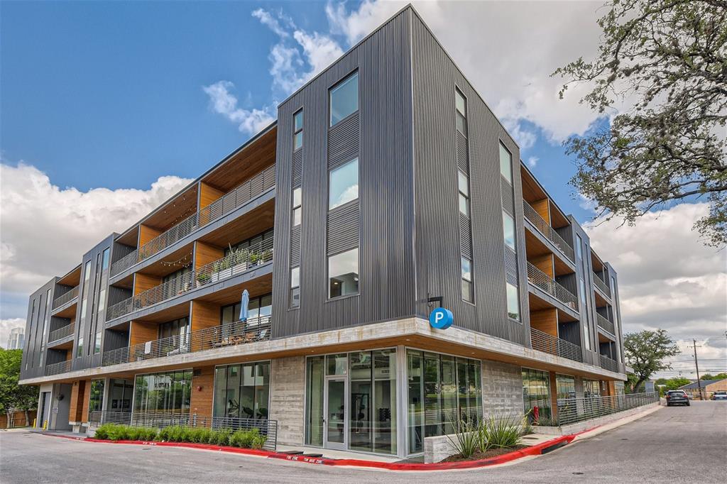 900 S 1st St # 421, Austin, TX 78704