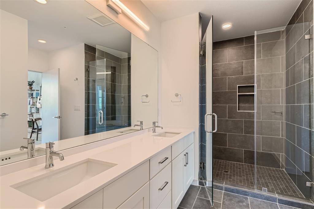 900 S 1st St # 421, Austin, TX 78704