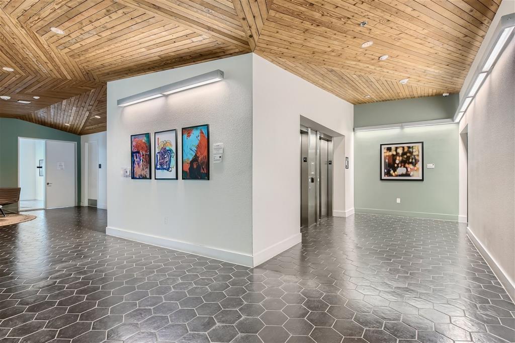 900 S 1st St # 421, Austin, TX 78704