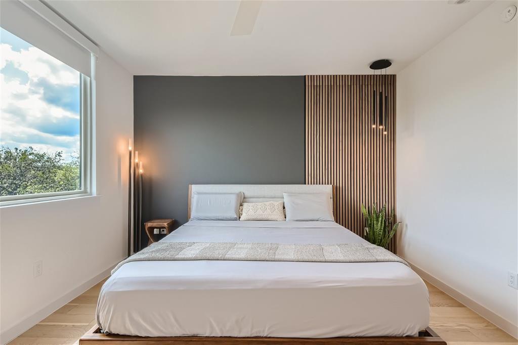 900 S 1st St # 421, Austin, TX 78704