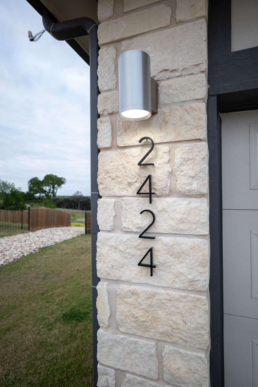 2424 Tucker Ln, Austin, TX 78754