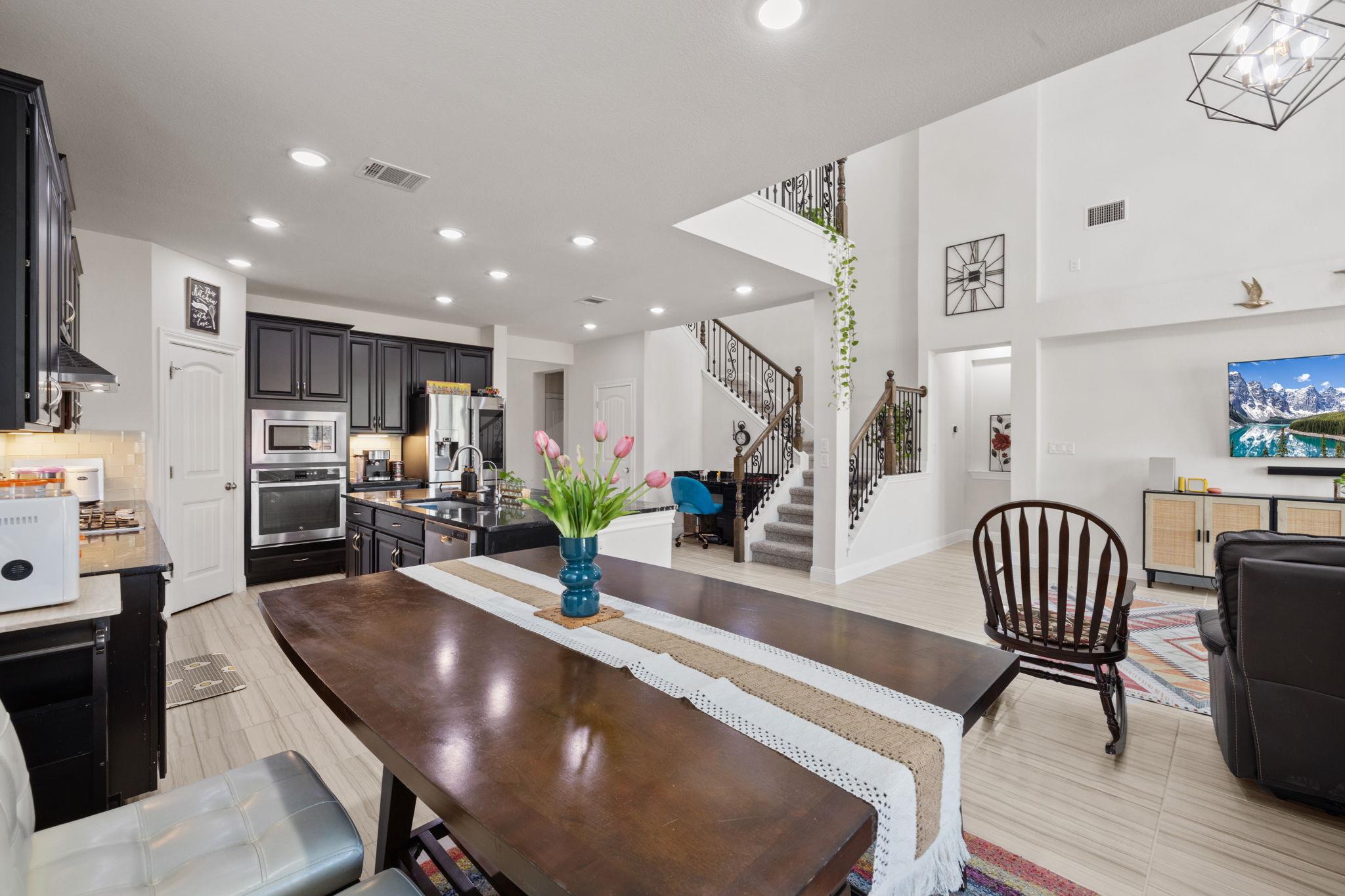 724 Pioneer Grv, Round Rock, TX 78665