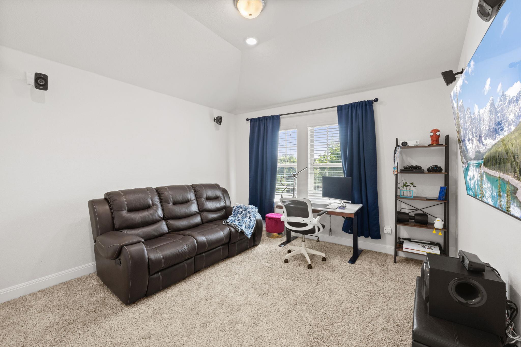 724 Pioneer Grv, Round Rock, TX 78665