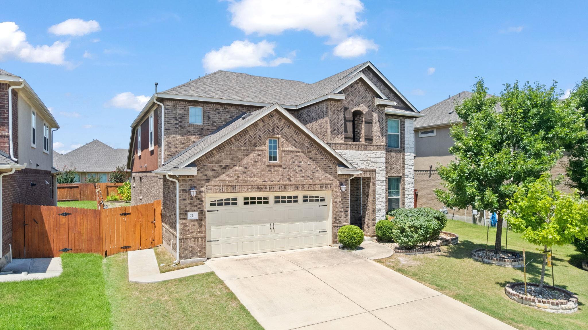 724 Pioneer Grv, Round Rock, TX 78665