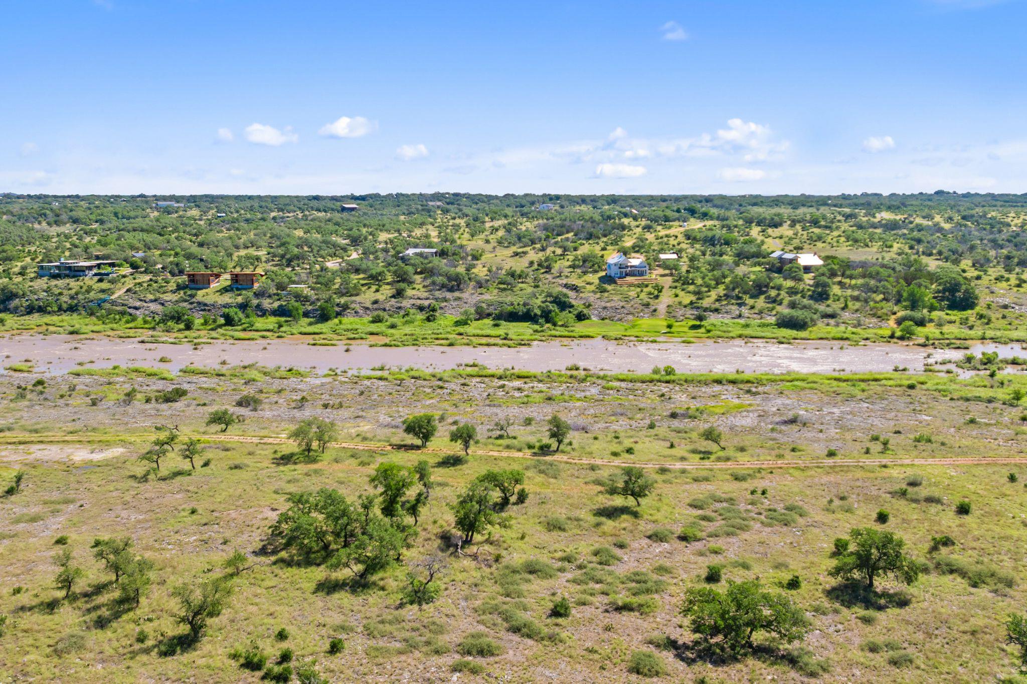 620 Rio Vista Rd, Johnson City, TX 78636