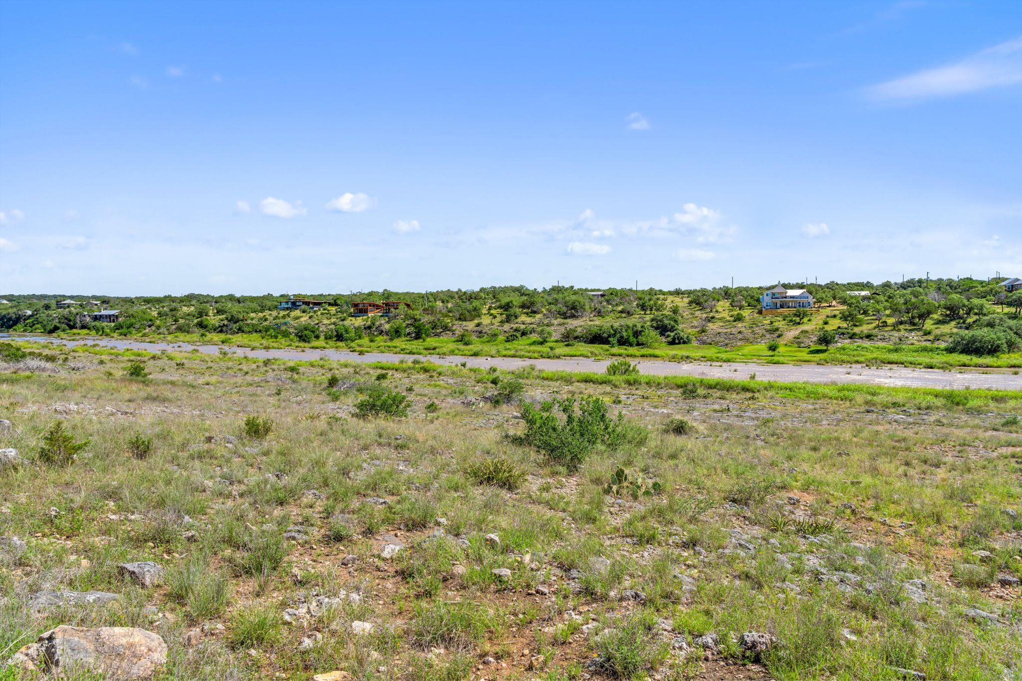 620 Rio Vista Rd, Johnson City, TX 78636