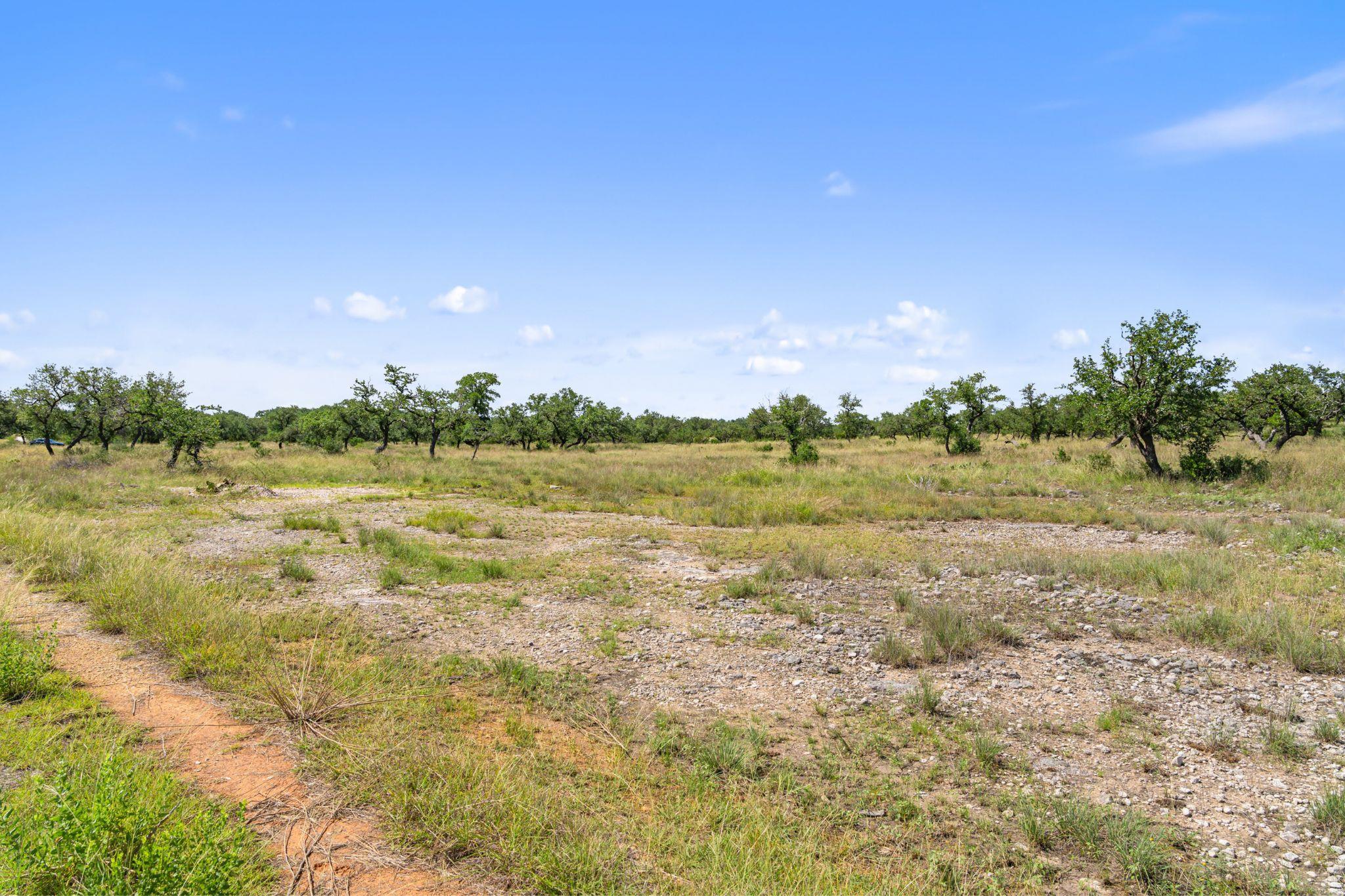 620 Rio Vista Rd, Johnson City, TX 78636