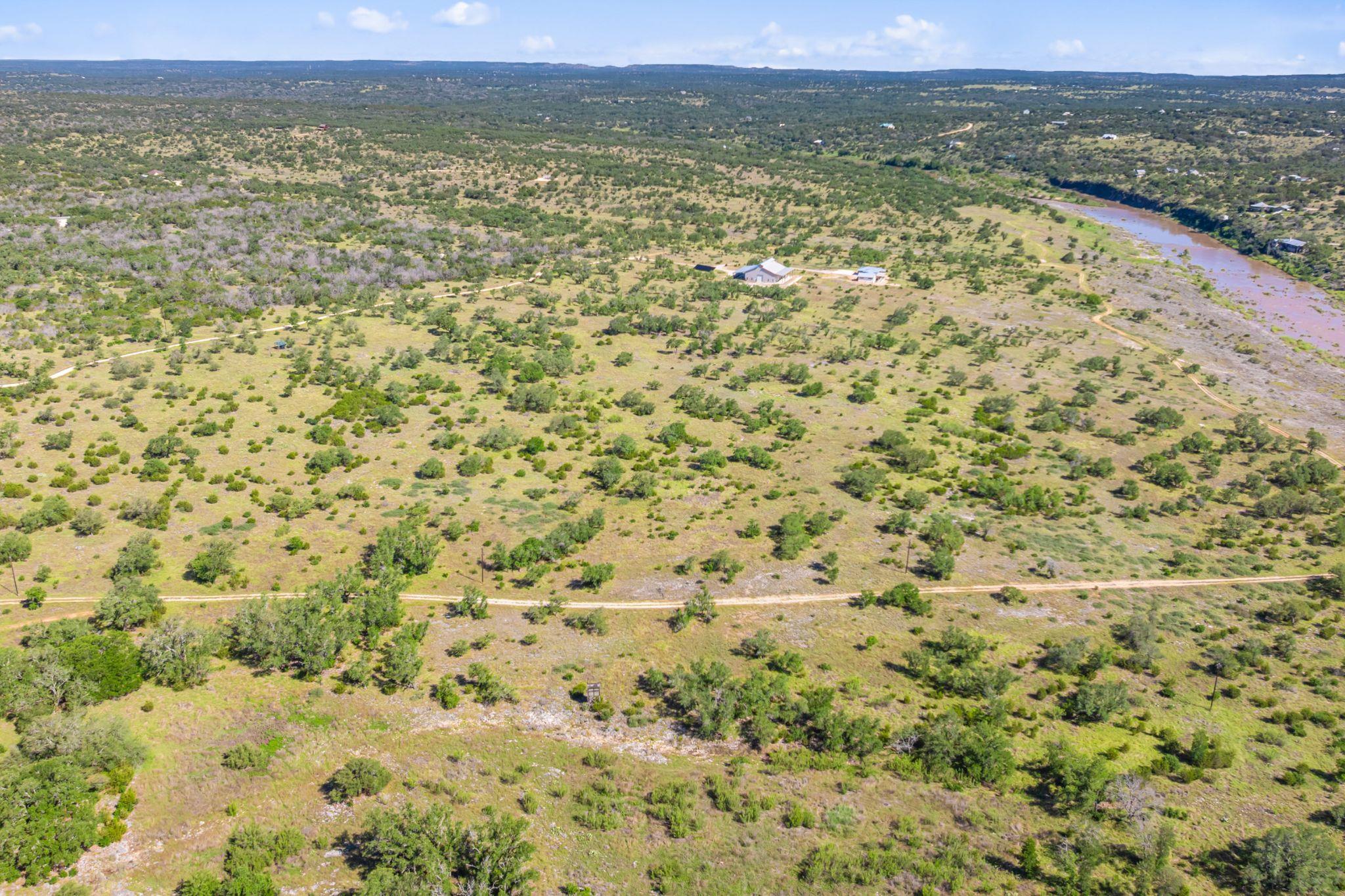 620 Rio Vista Rd, Johnson City, TX 78636