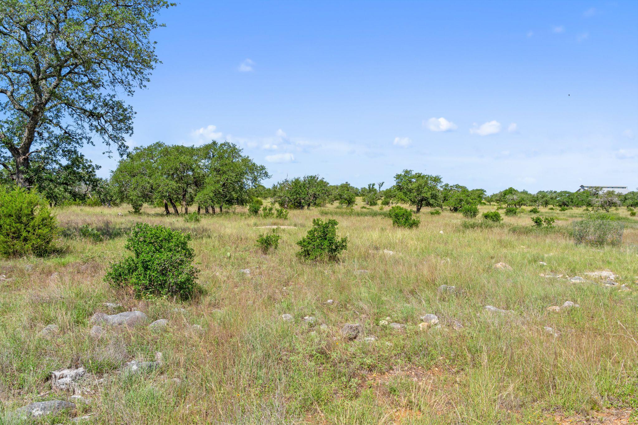 620 Rio Vista Rd, Johnson City, TX 78636