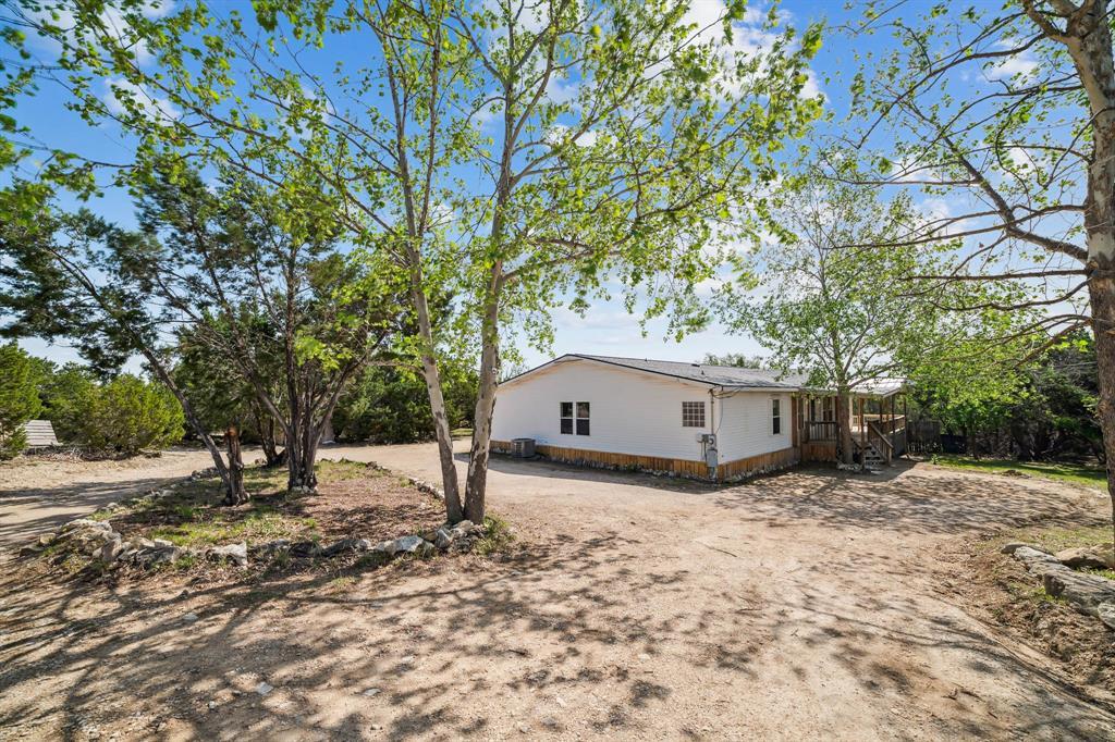 1820 Thousand Oaks Trl, Liberty Hill, TX 78642