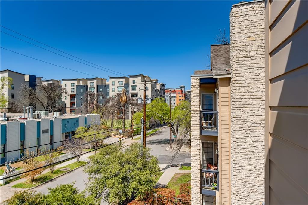 711 W 21st St # 304, Austin, TX 78705