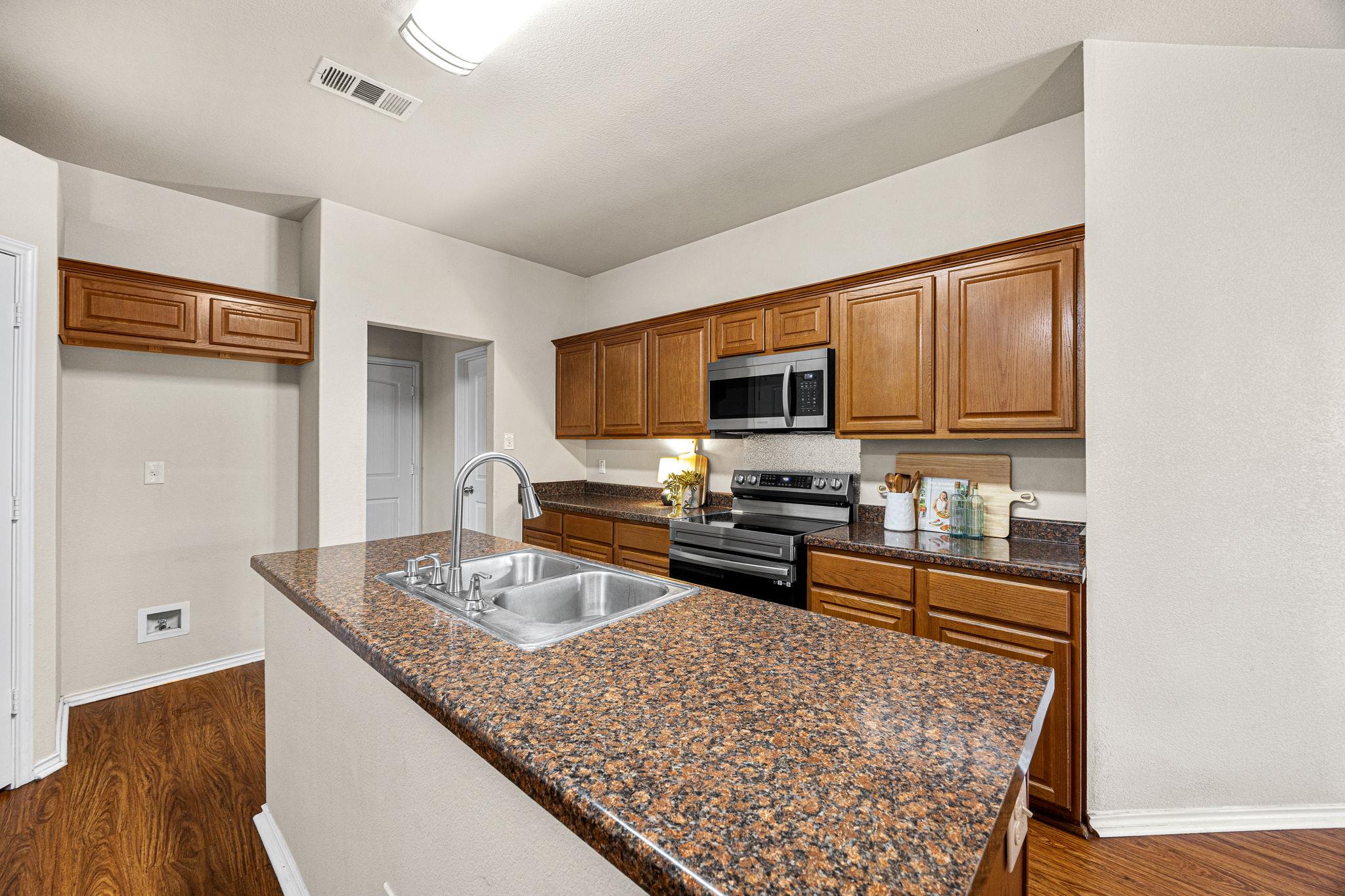 9909 Diana Dr, Killeen, TX 76542