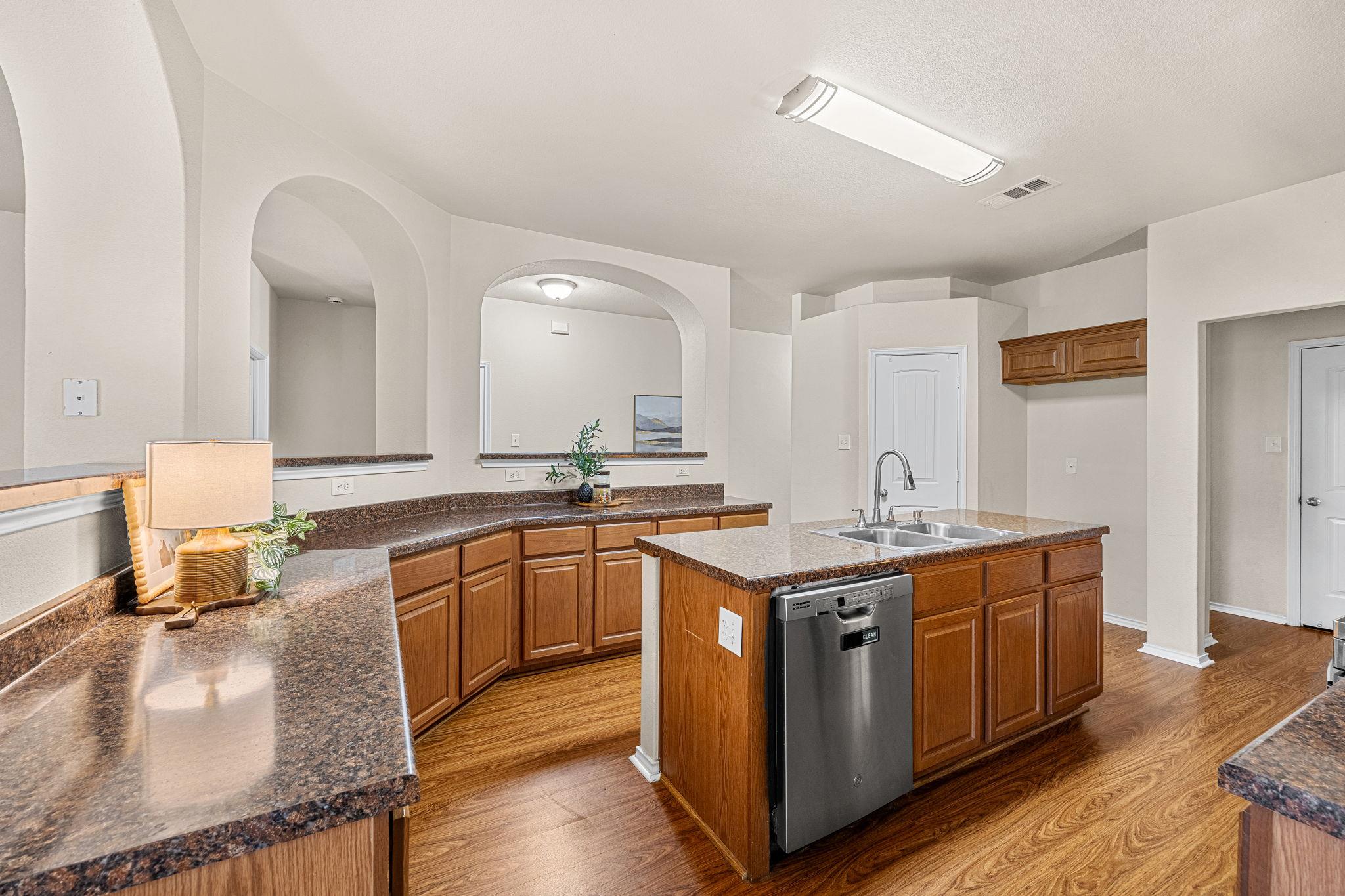 9909 Diana Dr, Killeen, TX 76542