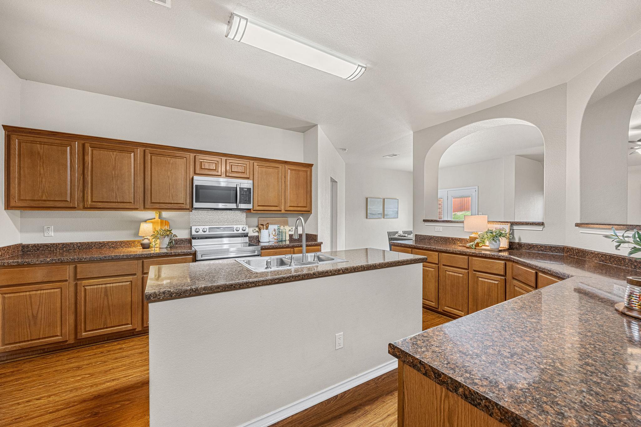 9909 Diana Dr, Killeen, TX 76542