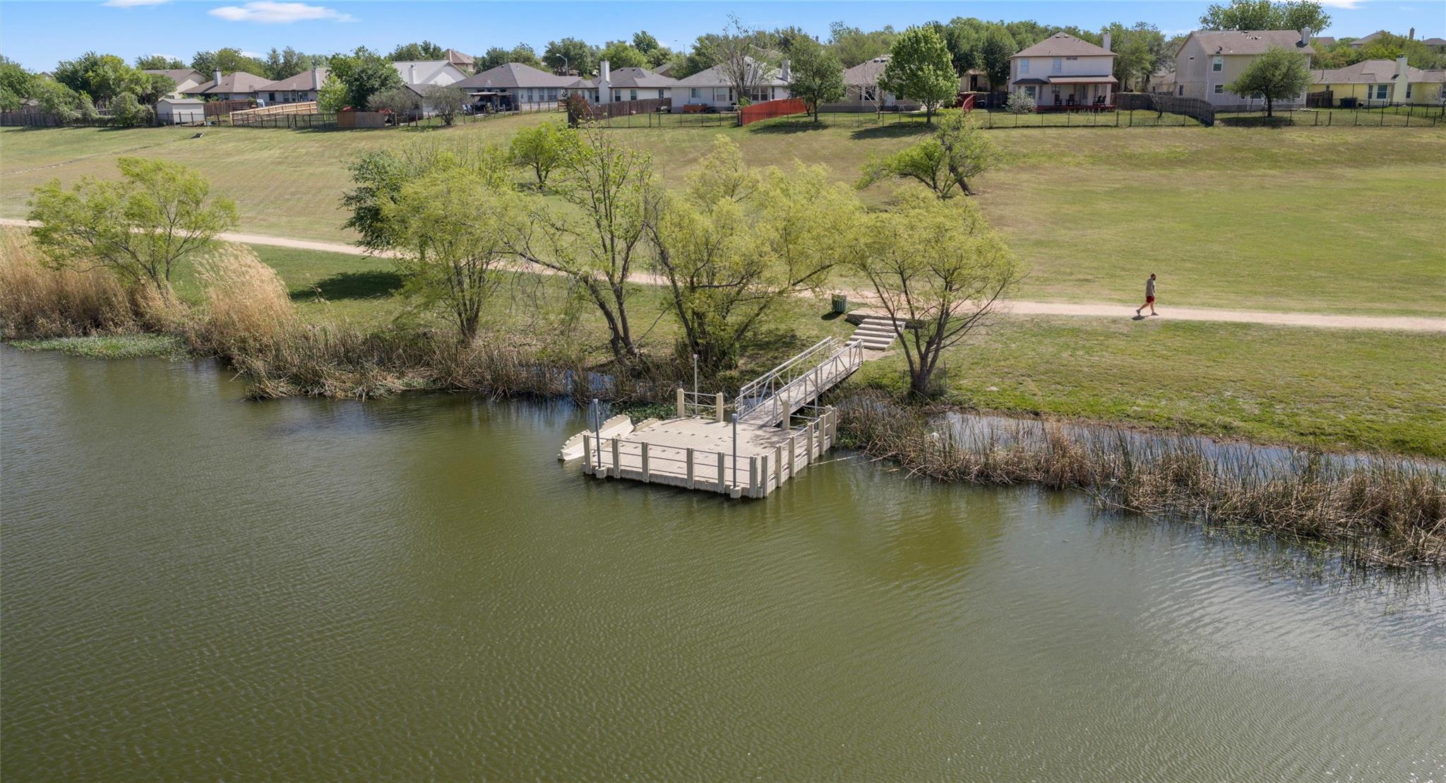 212 Lakemont Dr, Hutto, TX 78634