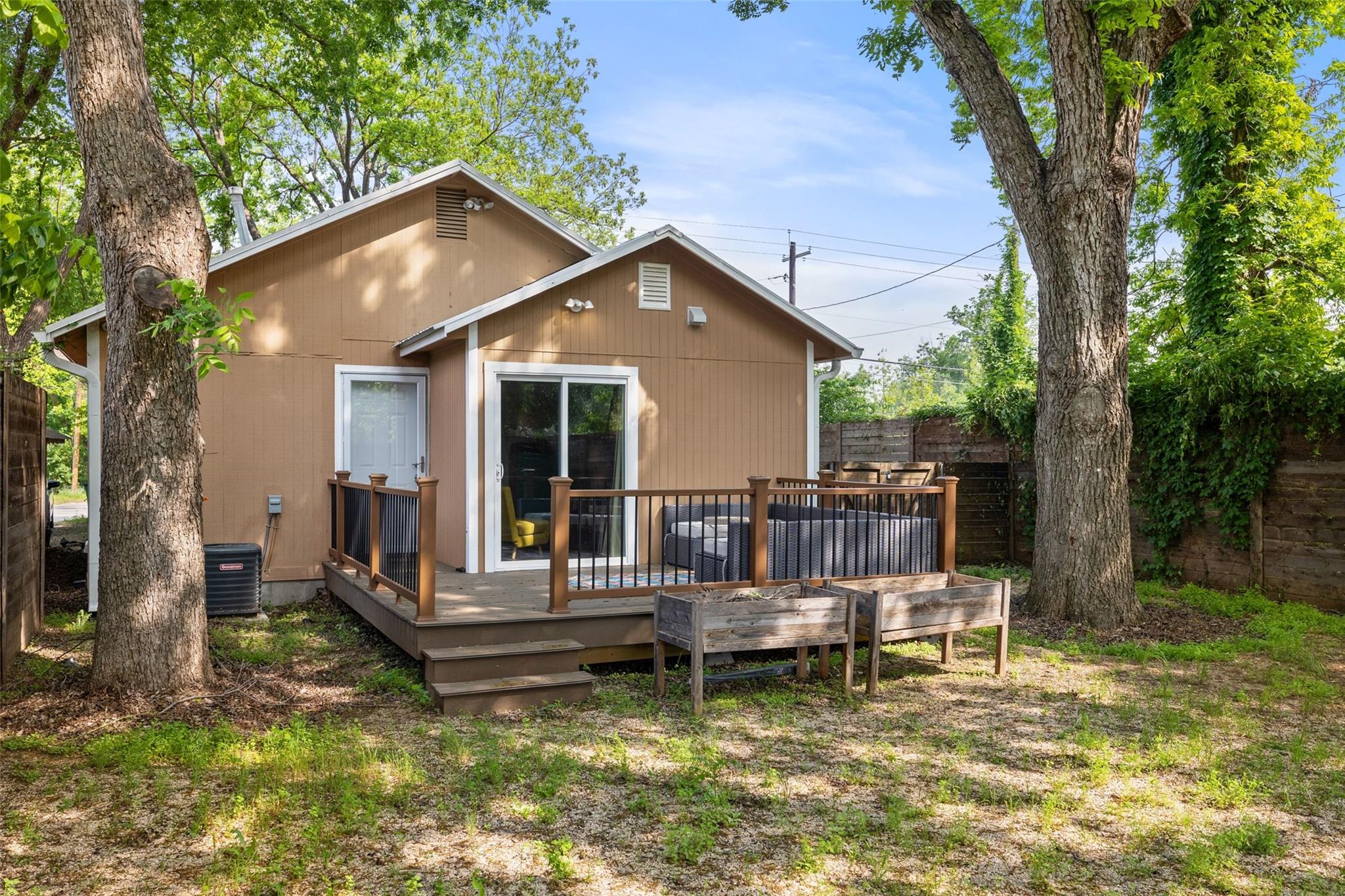 1120 1/2 Tillery St, Austin, TX 78702