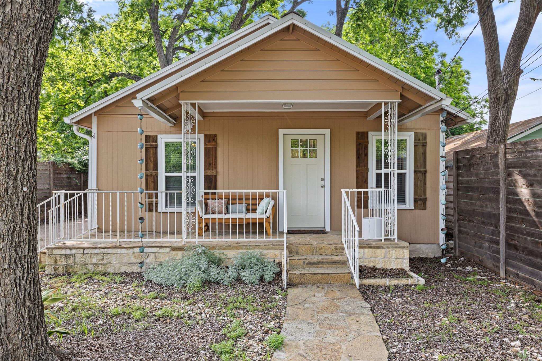 1120 1/2 Tillery St, Austin, TX 78702