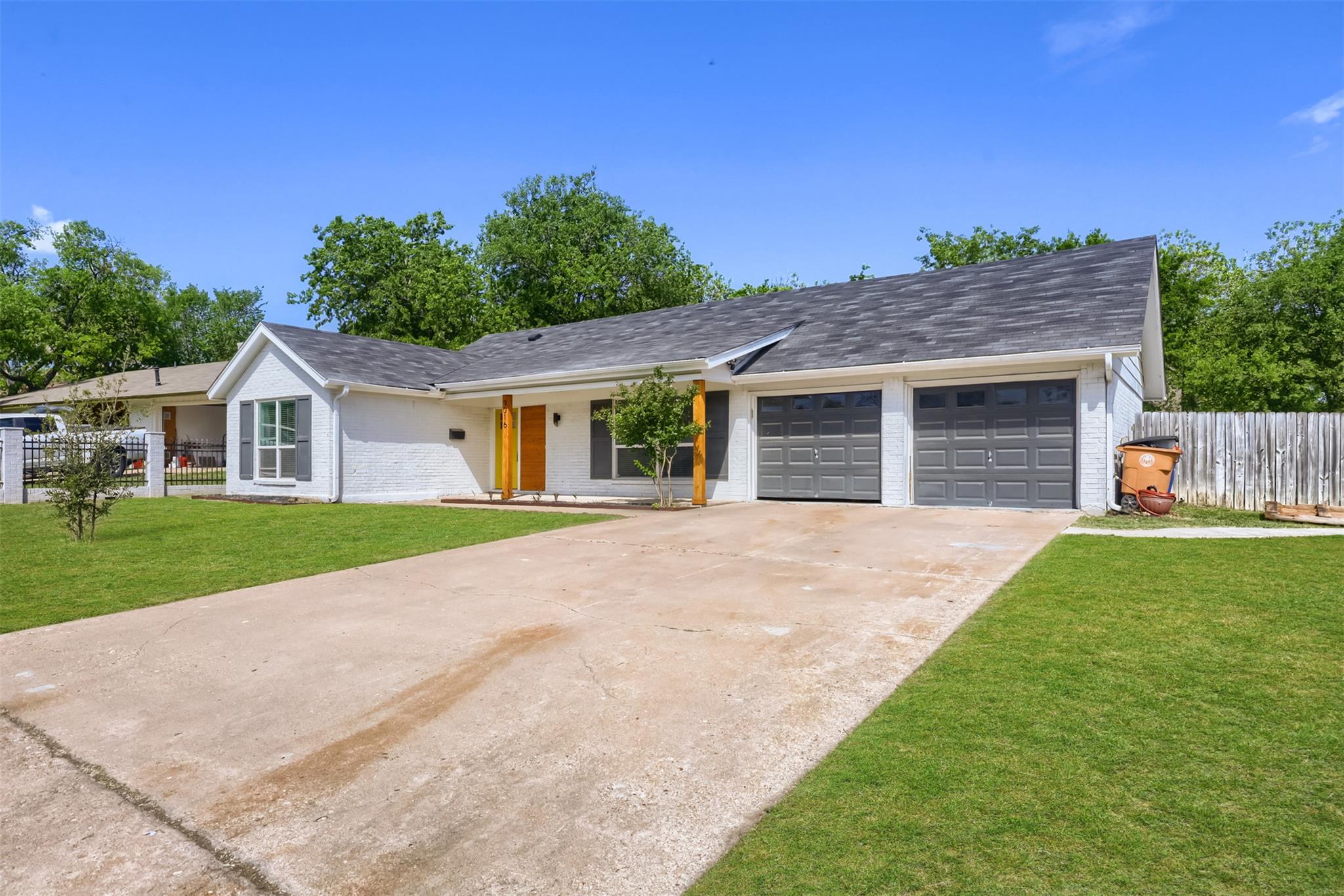 9016 W Pointer Ln, Austin, TX 78758