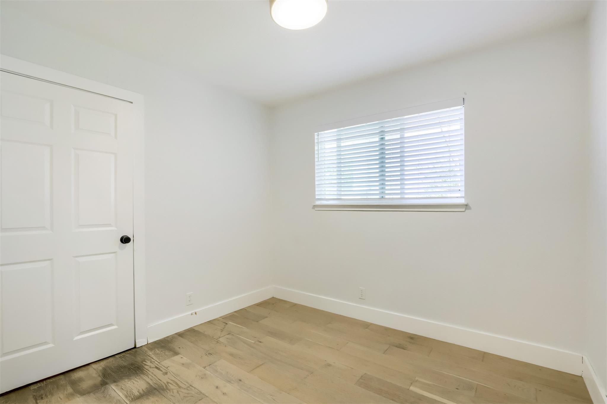 9016 W Pointer Ln, Austin, TX 78758