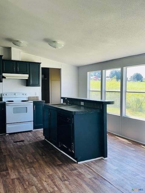 1212 Babylon Ln, Schulenburg, TX 78956