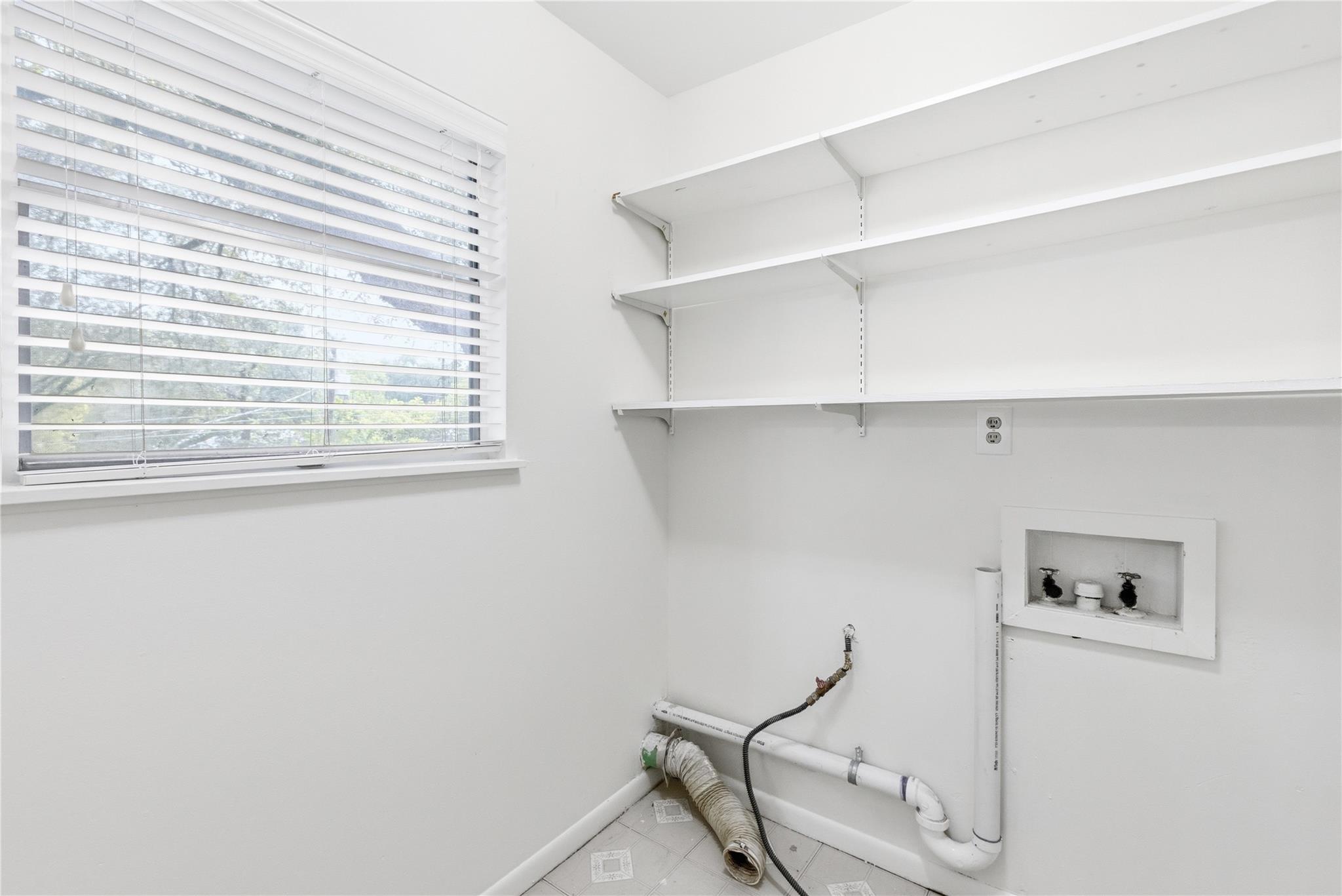 1613 Sunnyvale St, Austin, TX 78741