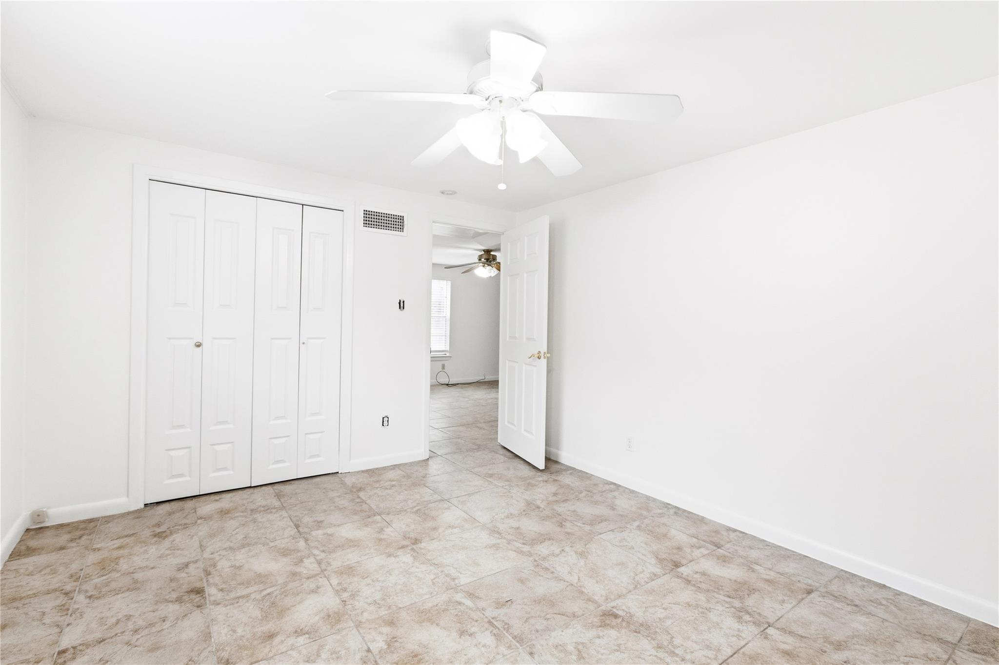1613 Sunnyvale St, Austin, TX 78741