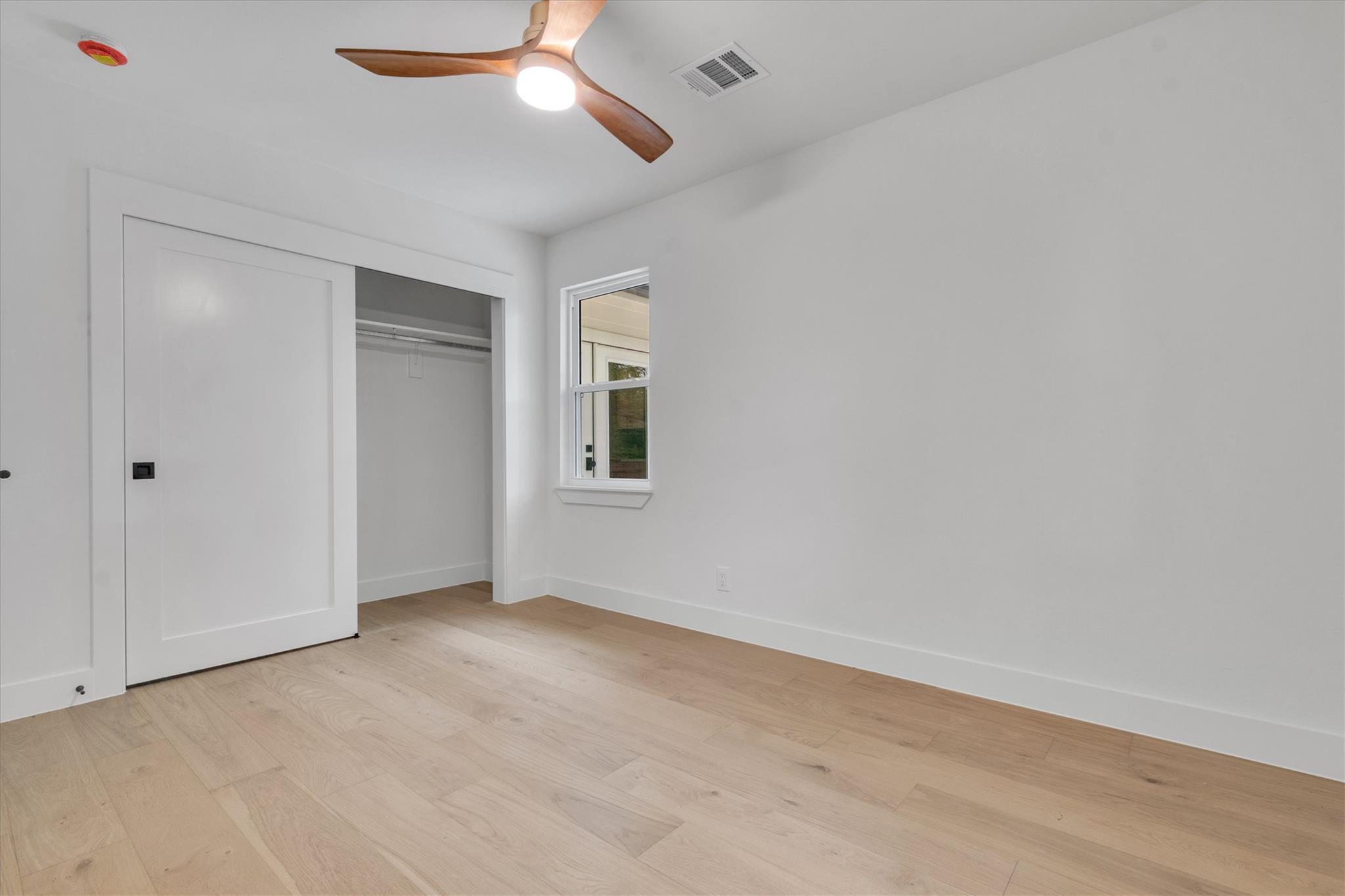 6807 Roanoke Dr, Austin, TX 78723