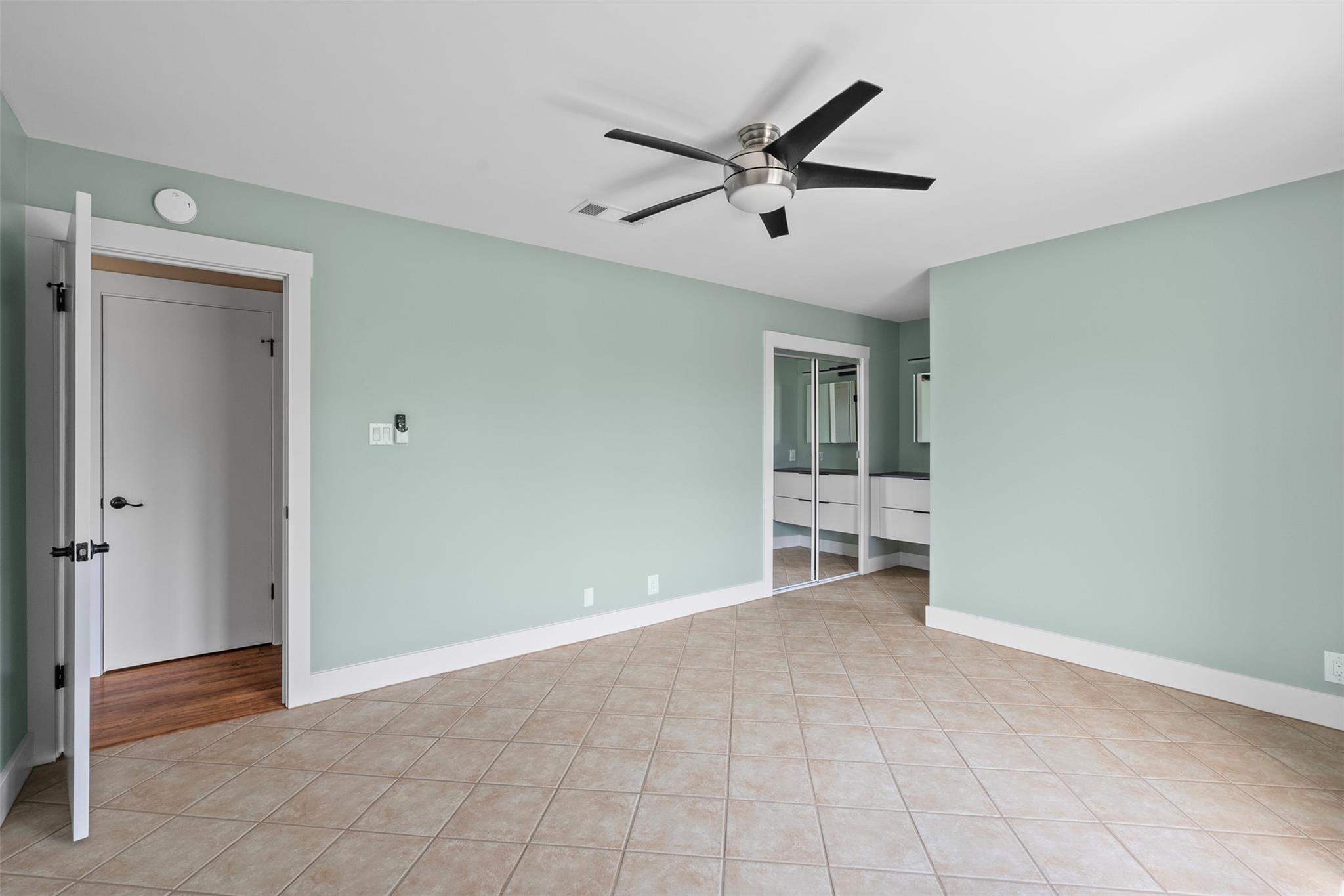 33 Valley View Dr, Round Rock, TX 78664