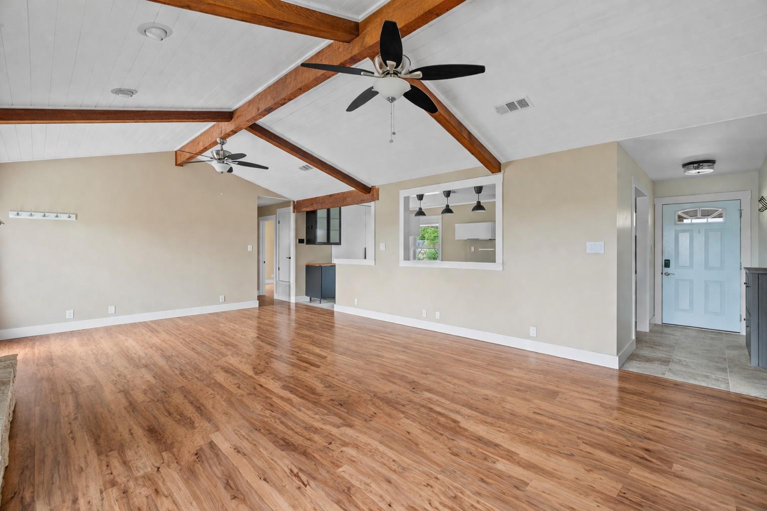 33 Valley View Dr, Round Rock, TX 78664