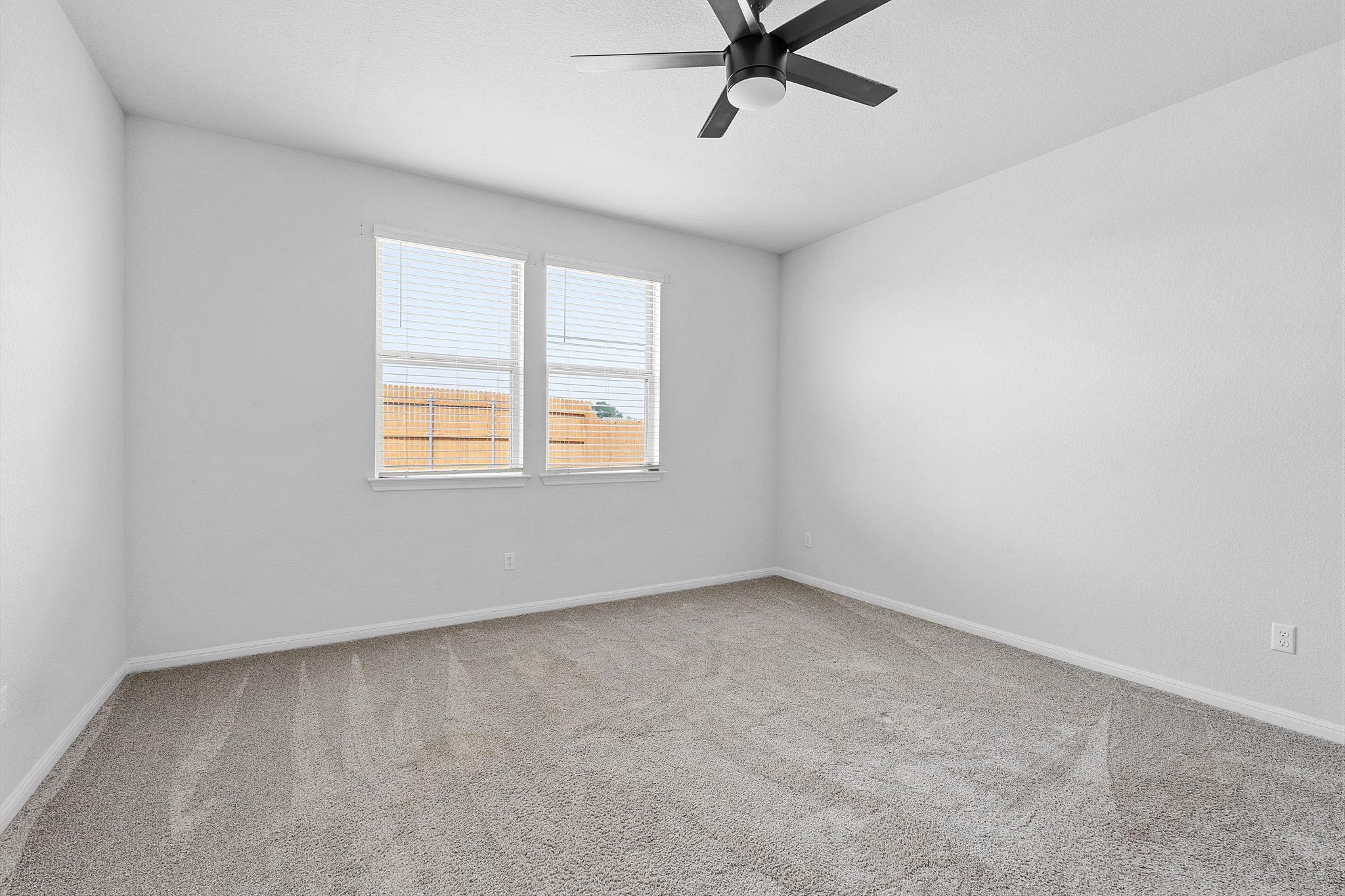 323 Tolo Dr, Elgin, TX 78621