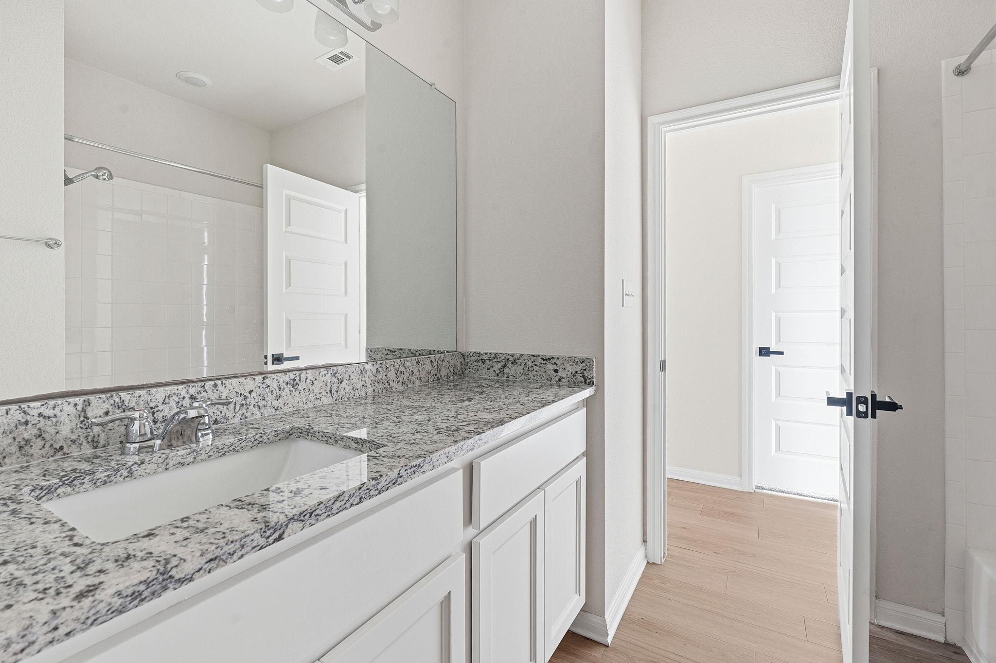 323 Tolo Dr, Elgin, TX 78621