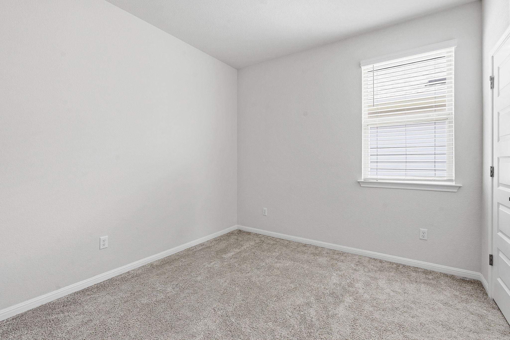 323 Tolo Dr, Elgin, TX 78621