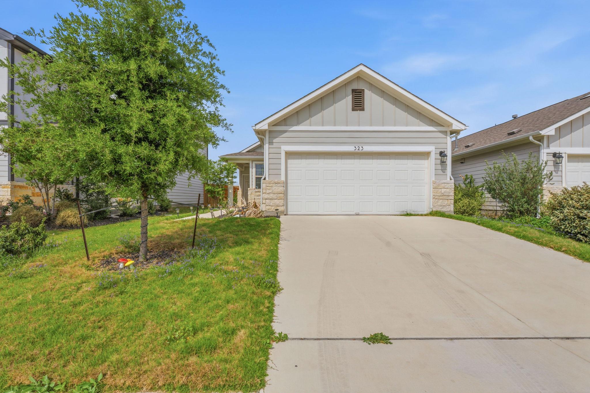 323 Tolo Dr, Elgin, TX 78621