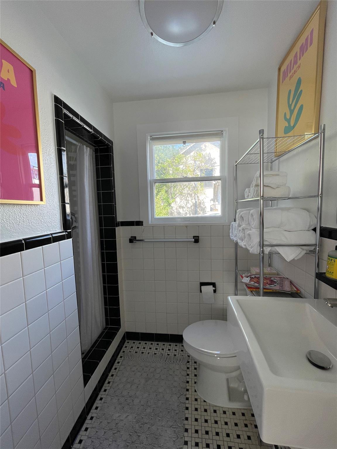 626 Lamar Blvd N # B, Austin, TX 78703