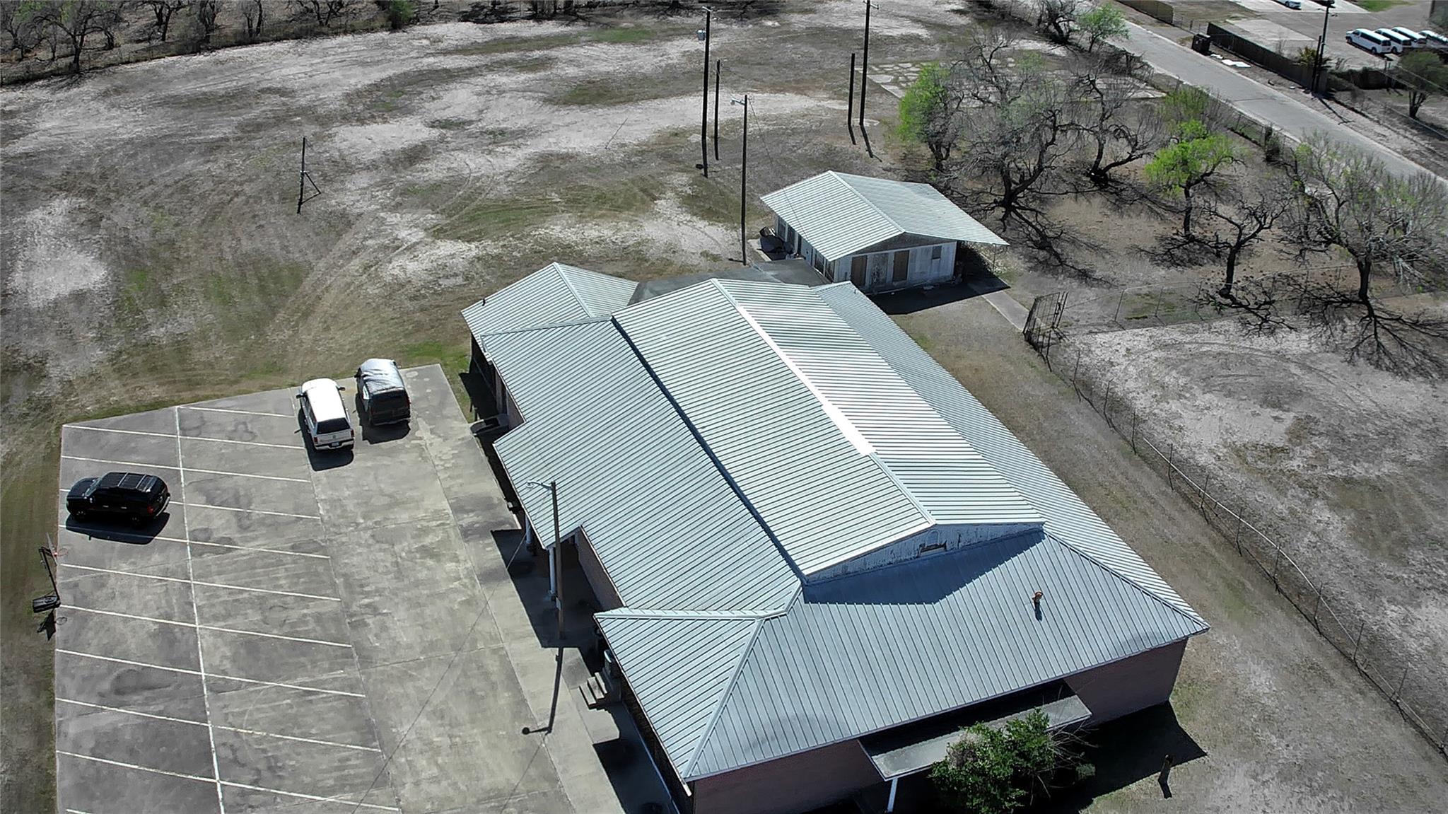 1111 E Avenue D Ave, Kingsville, TX 78363