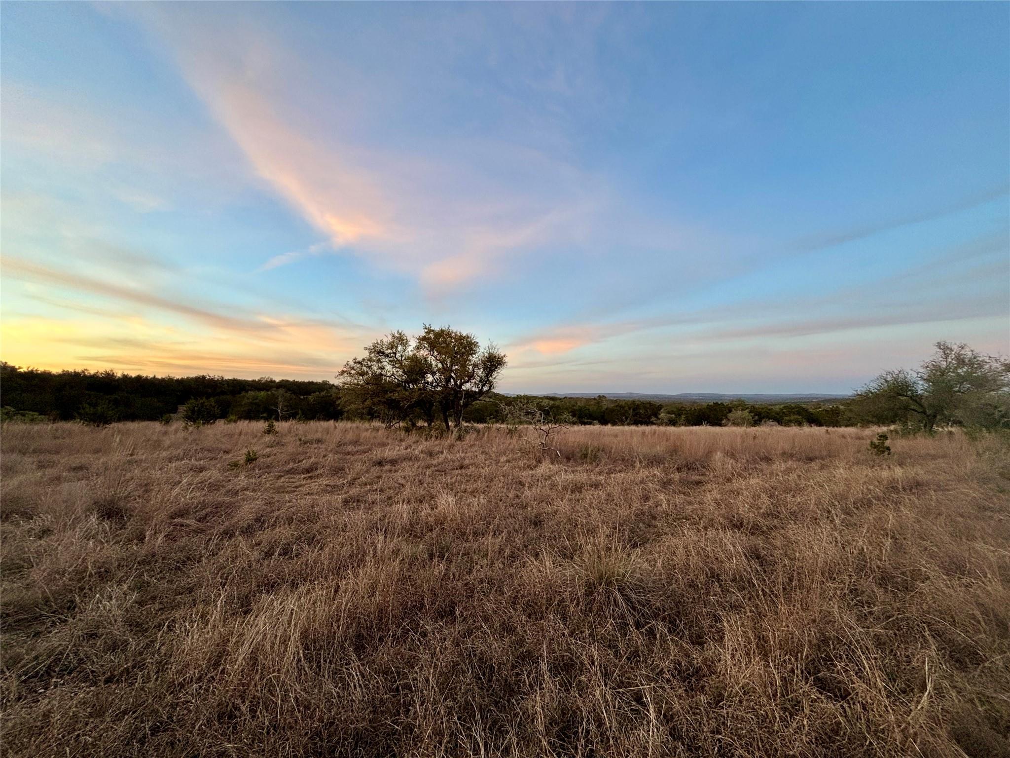 768 Tiswin Trl, Blanco, TX 78606