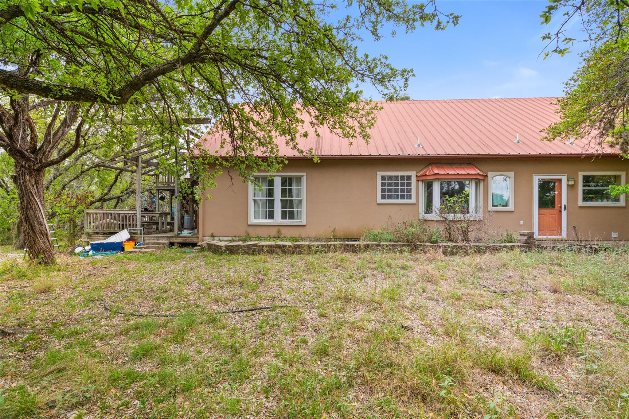 452 River View Dr, Johnson City, TX 78636