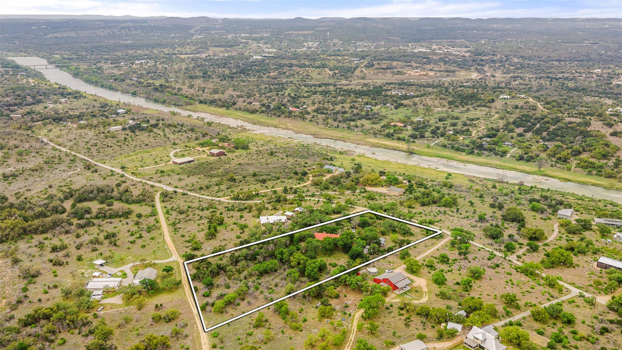 452 River View Dr, Johnson City, TX 78636