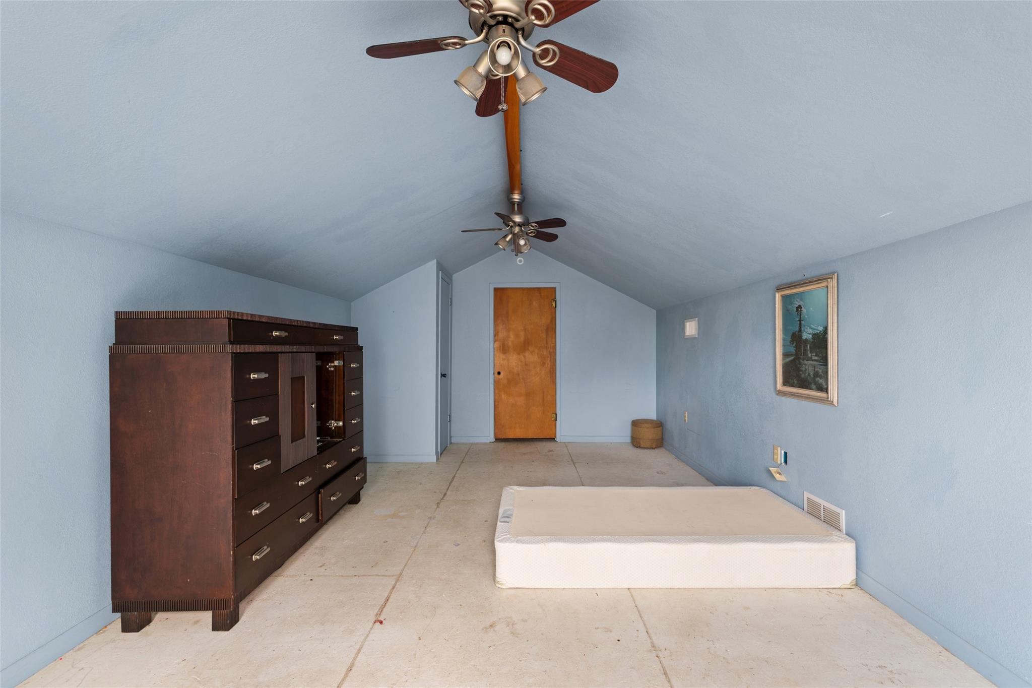 452 River View Dr, Johnson City, TX 78636