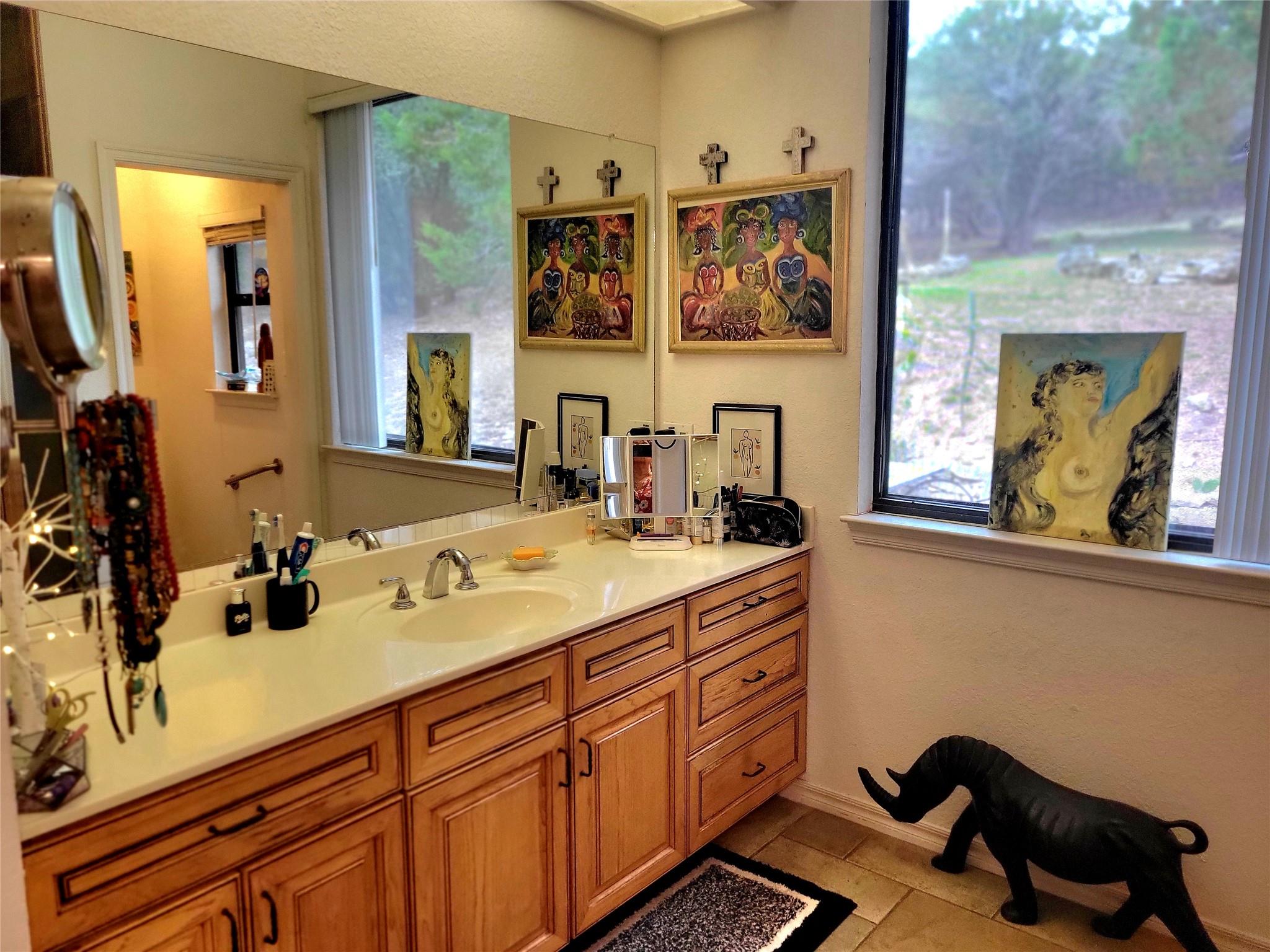 1332 Johnson Rd, Canyon Lake, TX 78133