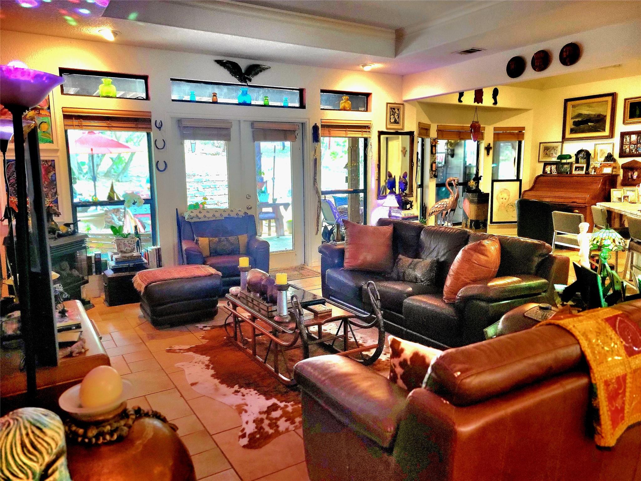 1332 Johnson Rd, Canyon Lake, TX 78133