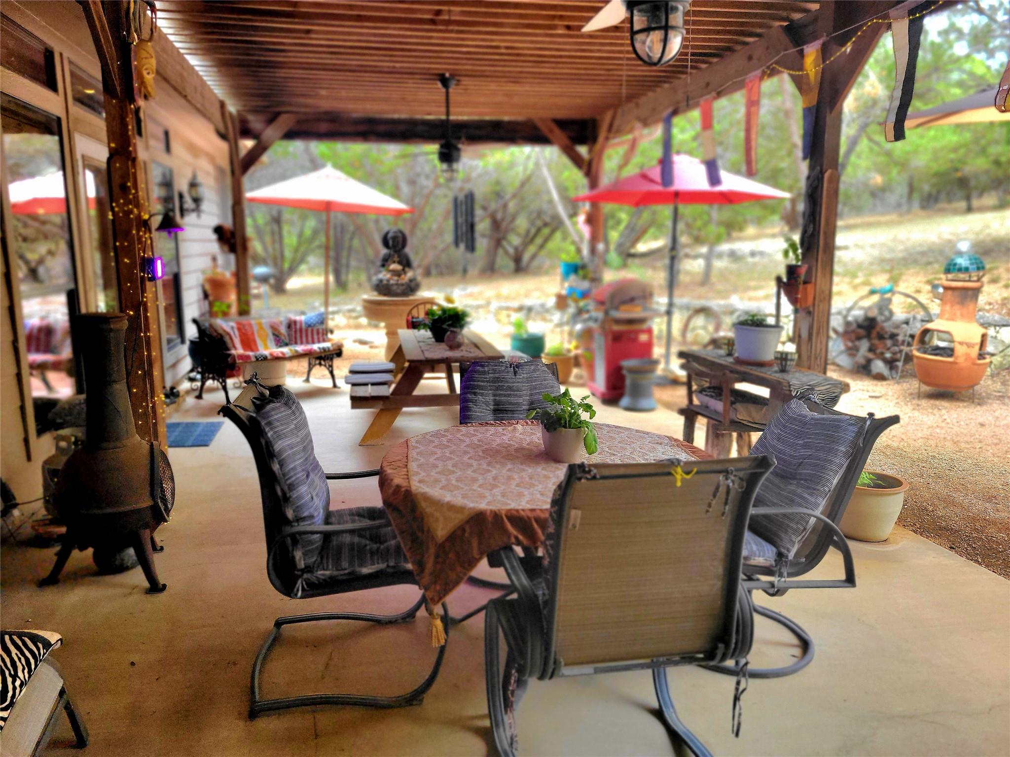 1332 Johnson Rd, Canyon Lake, TX 78133