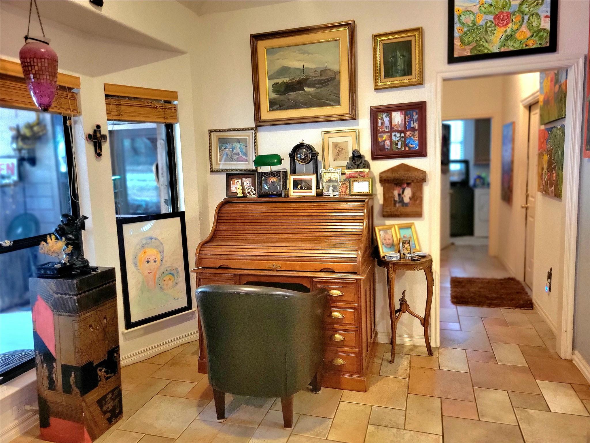 1332 Johnson Rd, Canyon Lake, TX 78133