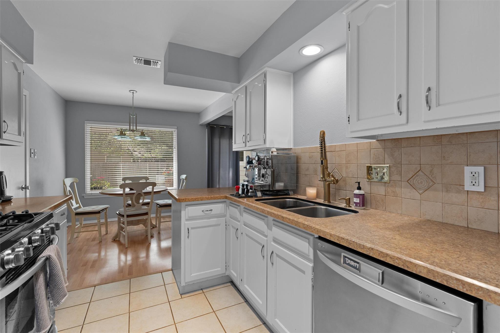 11305 Sweetwater Cv, Austin, TX 78750