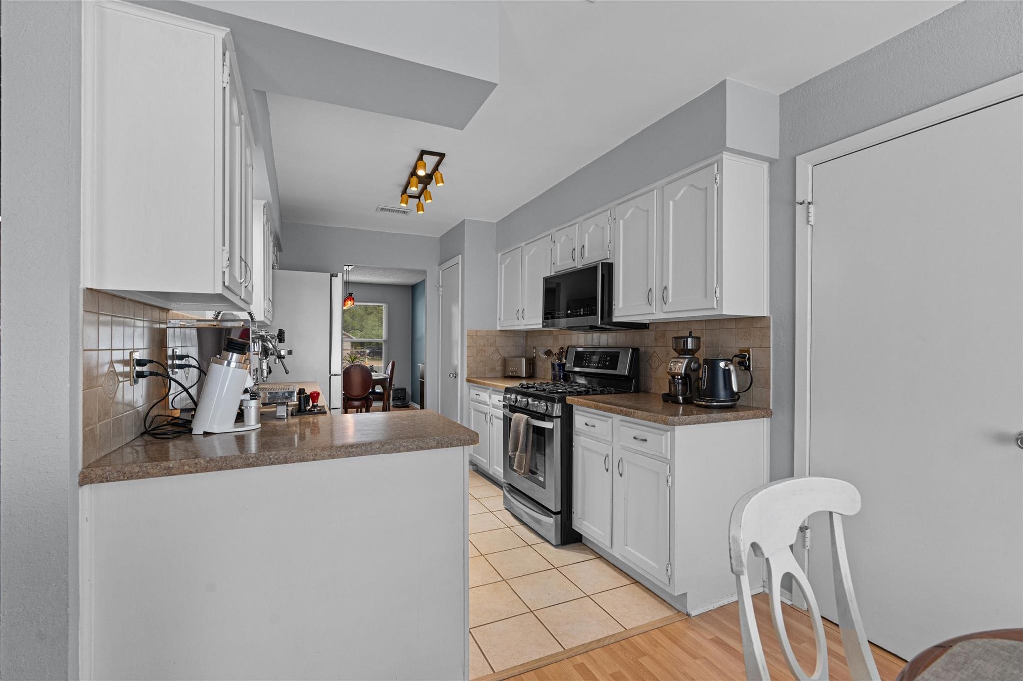 11305 Sweetwater Cv, Austin, TX 78750