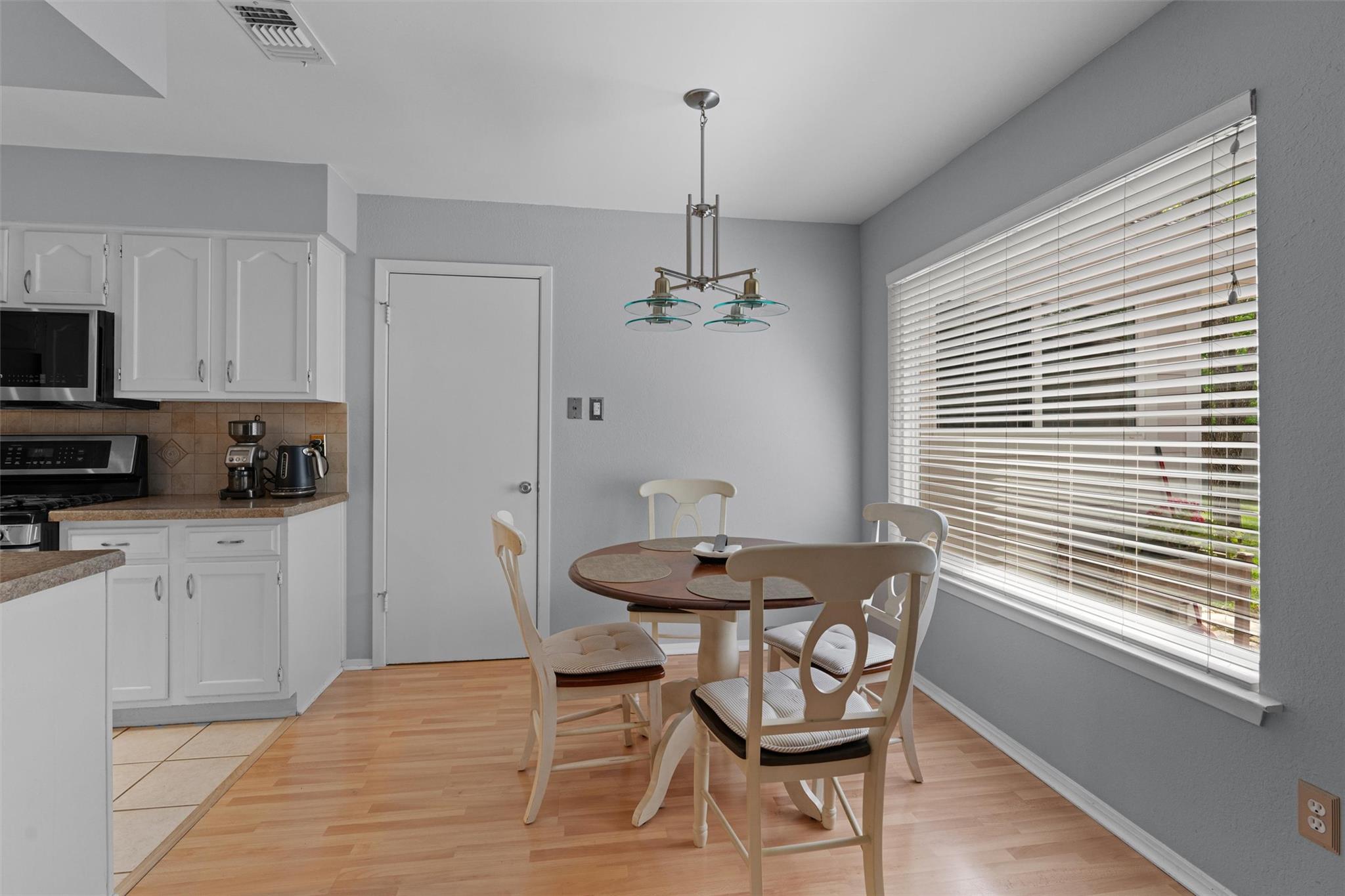 11305 Sweetwater Cv, Austin, TX 78750